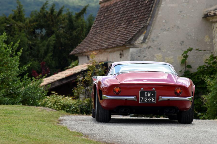  Bizzarrini 5300 GT Strada 1968 года  (фото 32 из 54)
